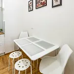 Three Bedroom On Rynok Square شقة *