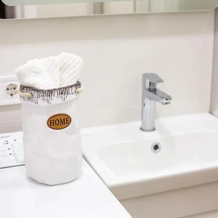 Three Bedroom On Rynok Square *