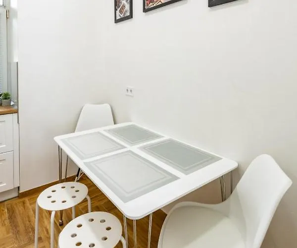 Three Bedroom On Rynok Square アパート *