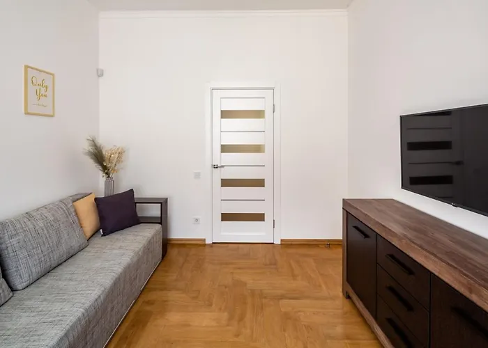 Apartman Three Bedroom On Rynok Square
